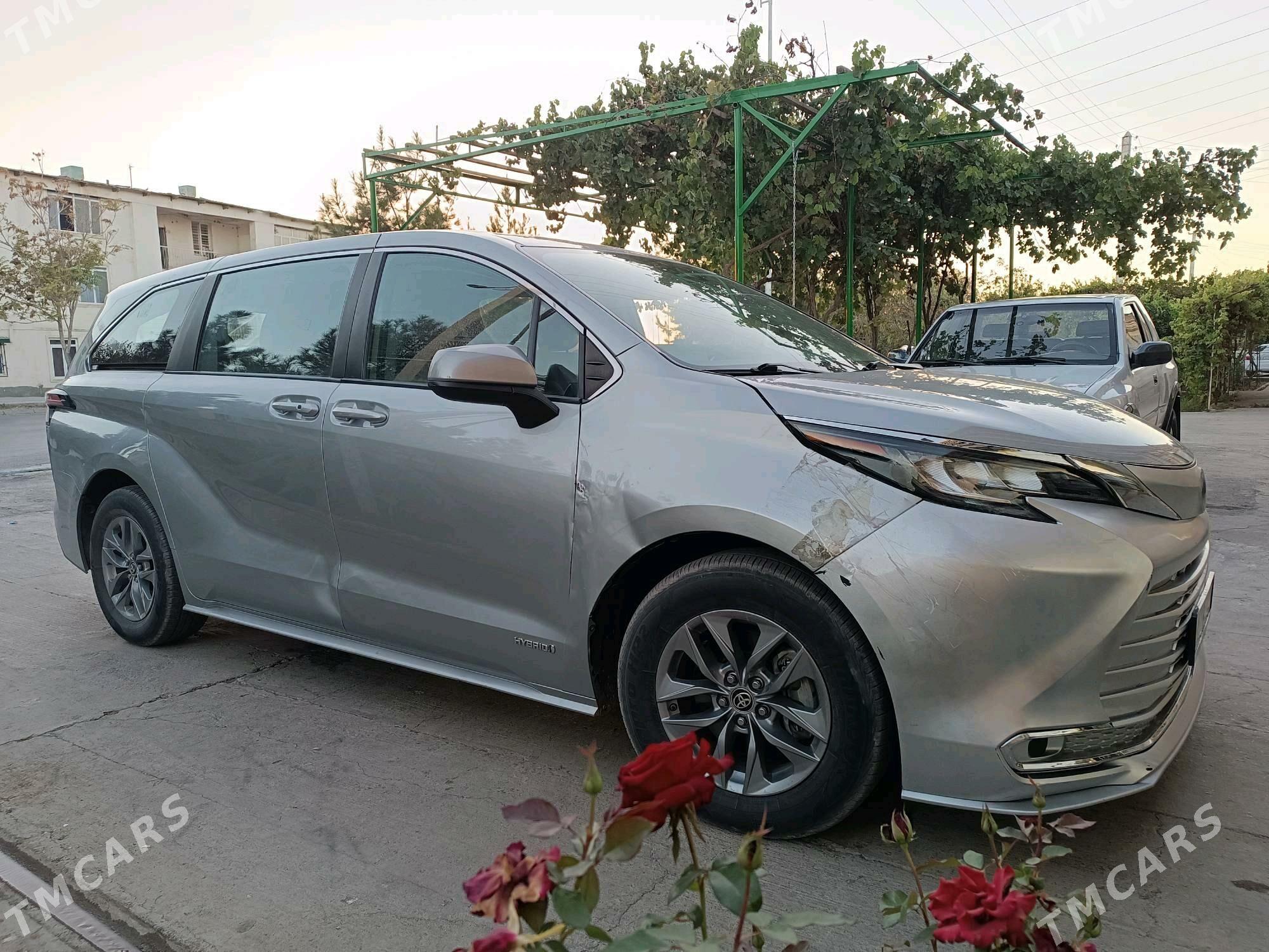 Toyota Sienna 2021 - 450 000 TMT - Дянев - img 6