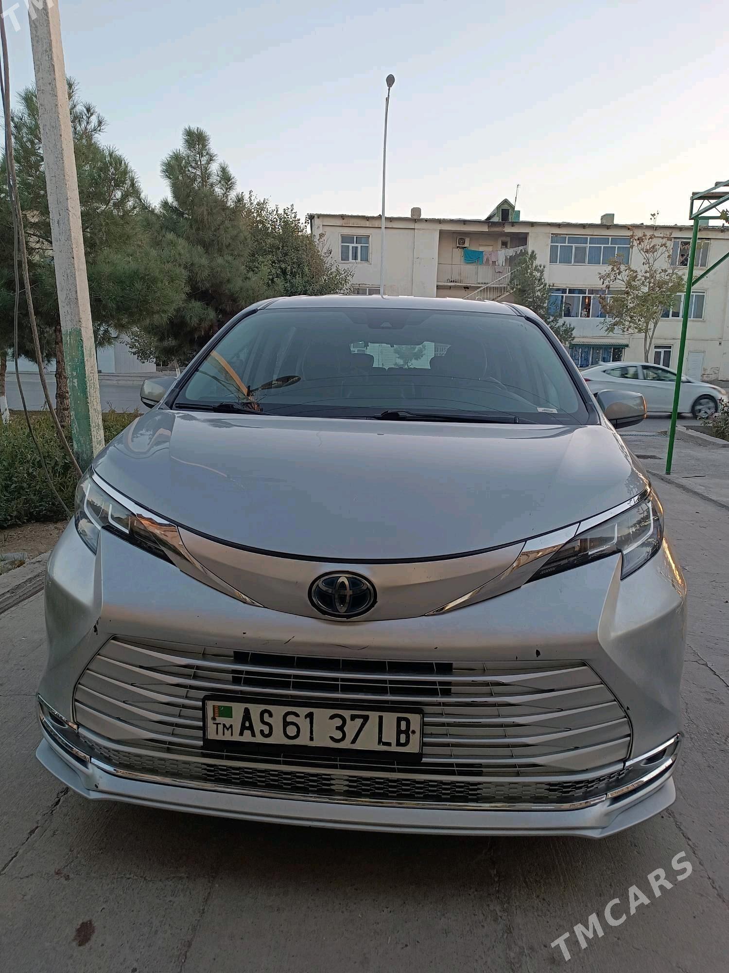 Toyota Sienna 2021 - 450 000 TMT - Дянев - img 8
