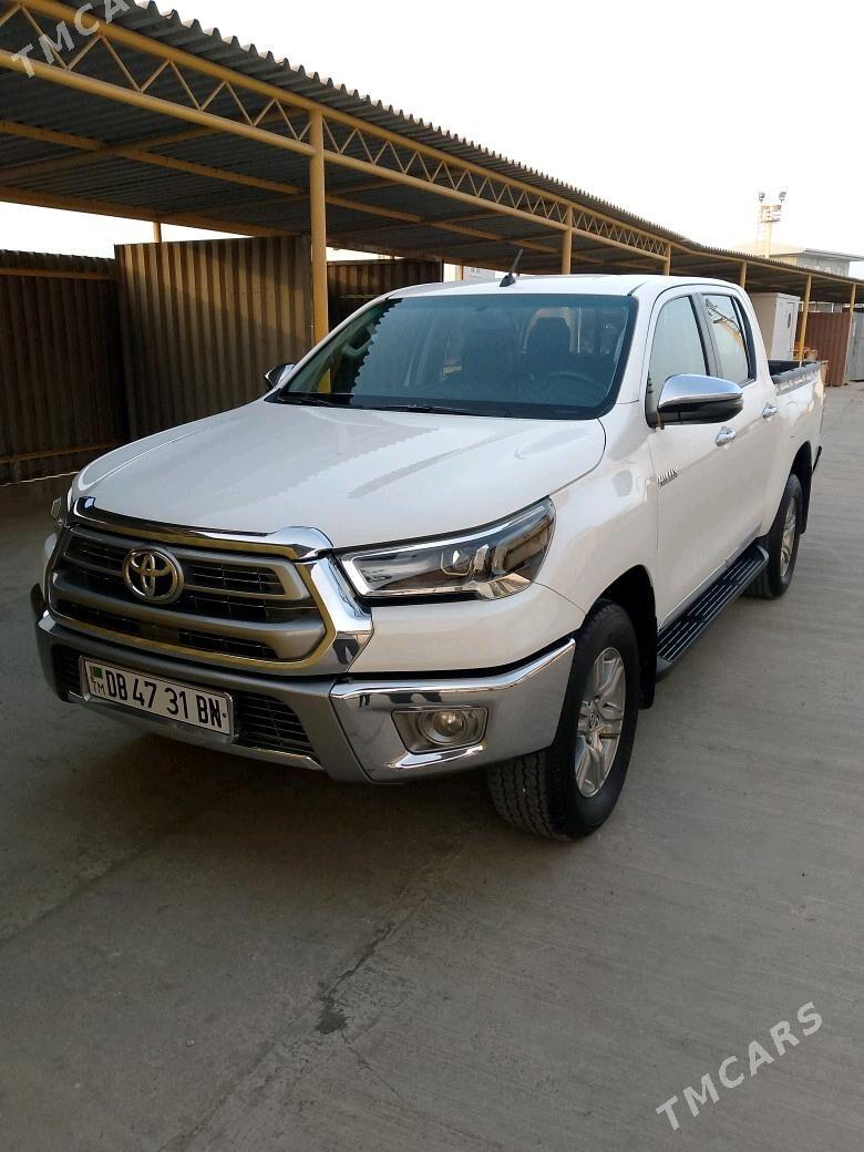 Toyota Hilux 2022 - 550 000 TMT - Туркменбаши - img 1
