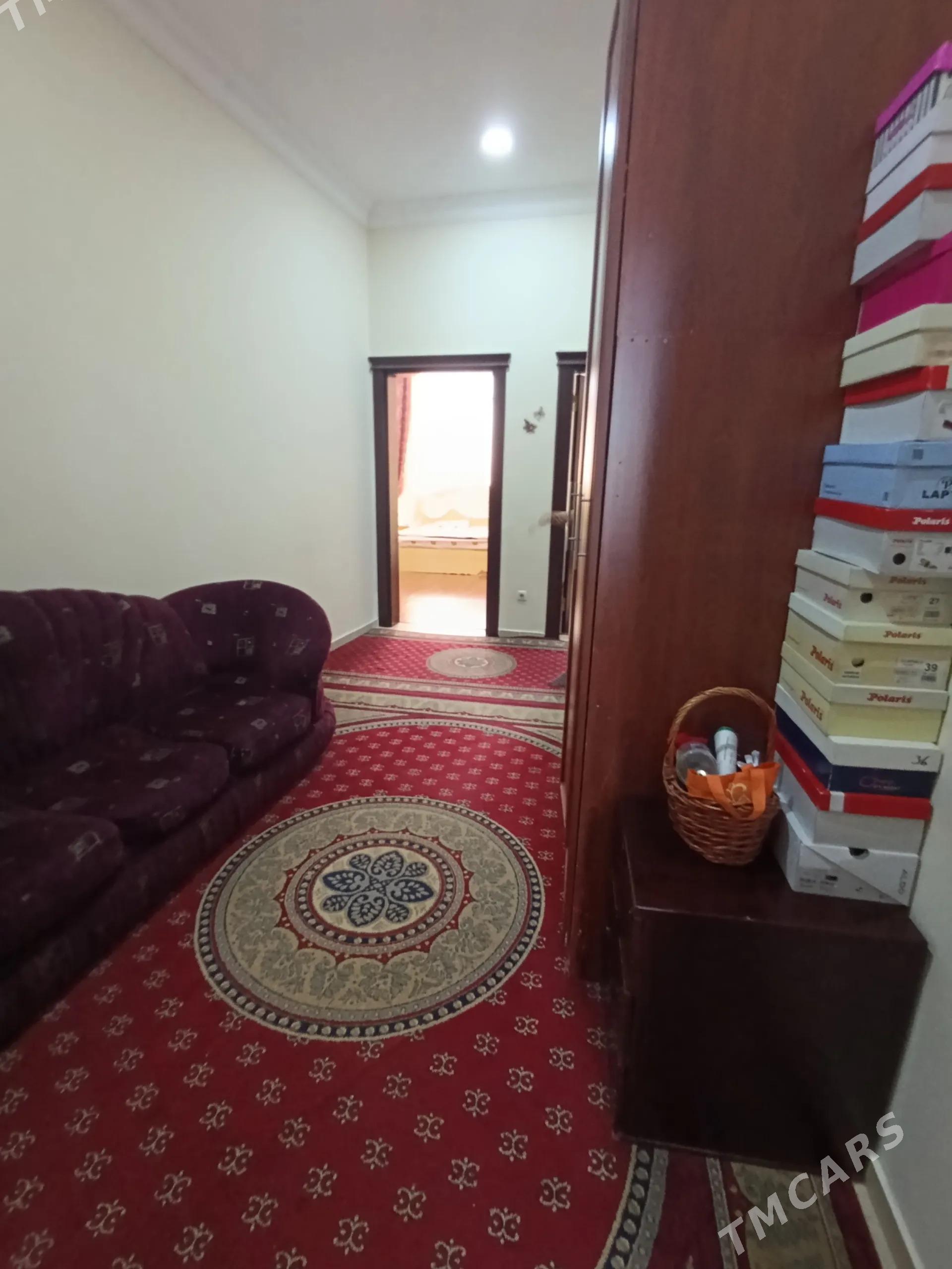 Элитка ул.Подвойкая 5 ком. - ул. Подвойского (Битарап Туркменистан шаёлы) - img 1