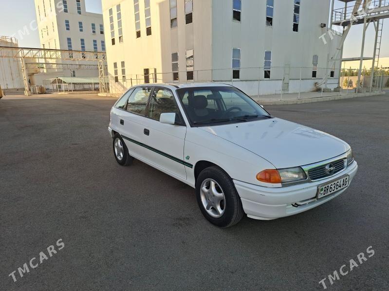 Opel Astra 1994 - 62 000 TMT - Херрикгала - img 4