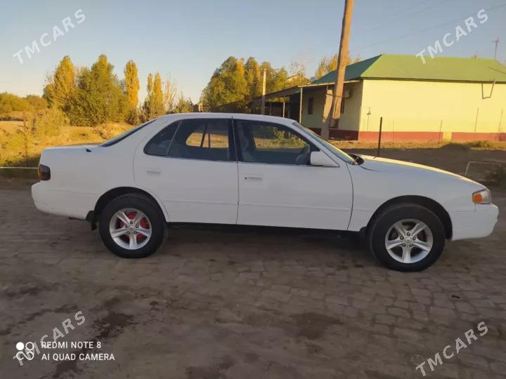 Toyota Camry 1995 - 90 000 TMT - Кёнеургенч - img 4
