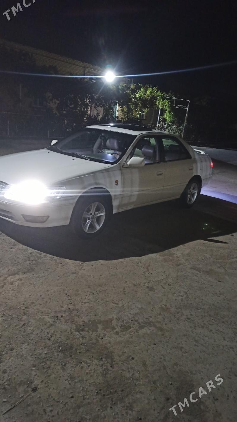 Toyota Camry 1999 - 145 000 TMT - Чарджоу - img 1