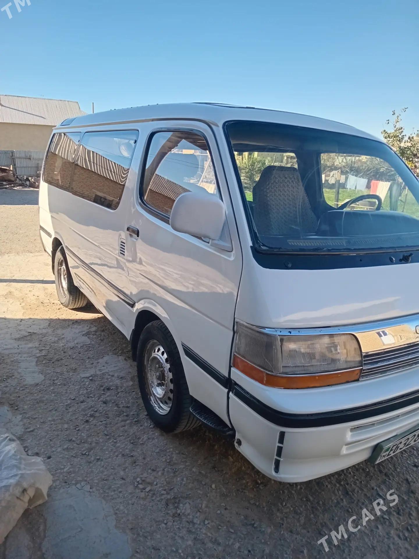 Toyota Hiace 1992 - 80 000 TMT - Сакарчага - img 3