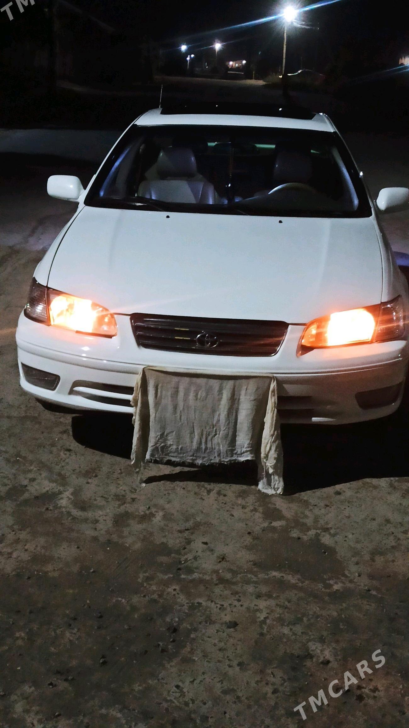 Toyota Camry 1999 - 145 000 TMT - Чарджоу - img 2