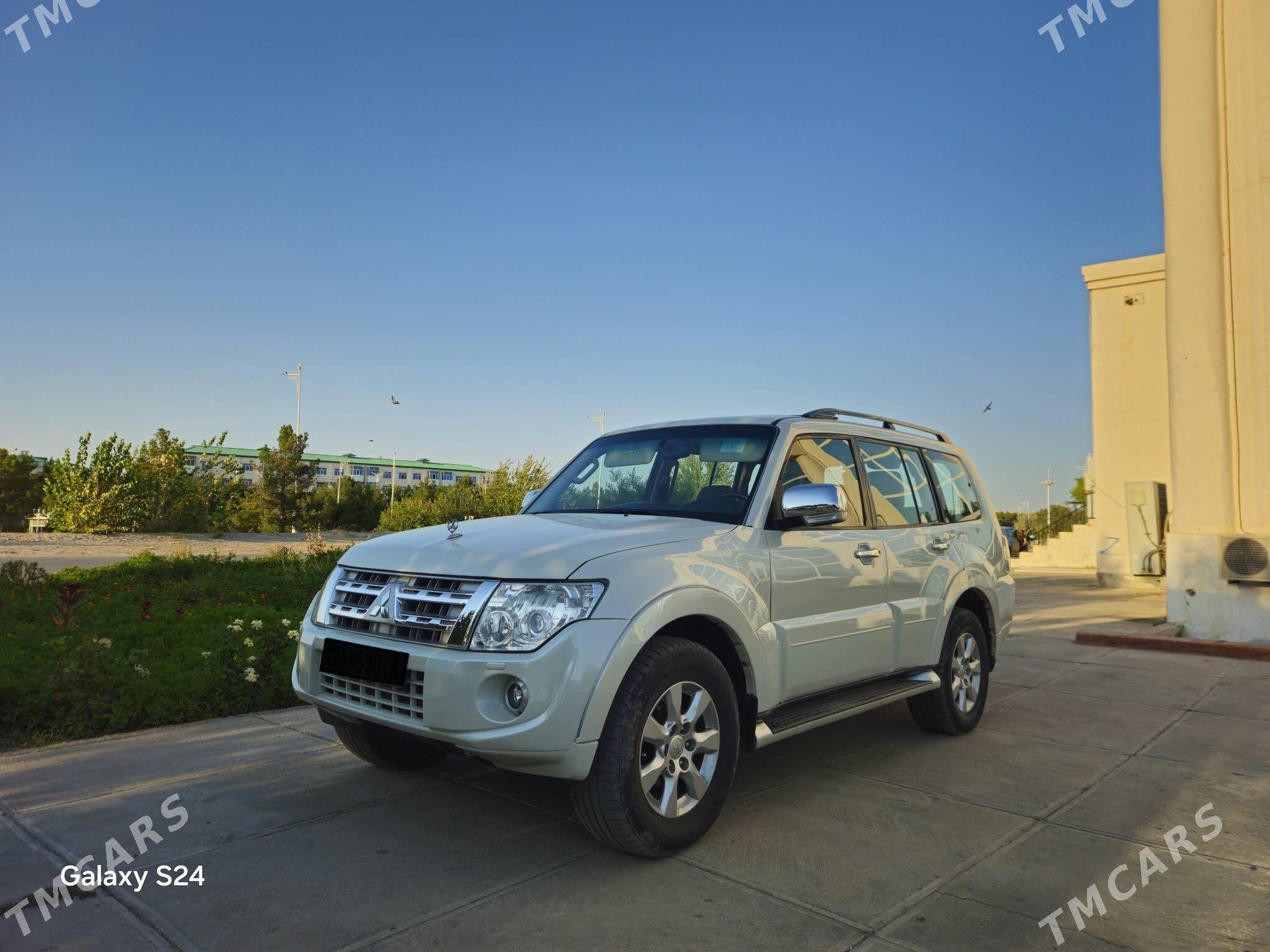 Mitsubishi Pajero 2013 - 260 000 TMT - Türkmenabat - img 3