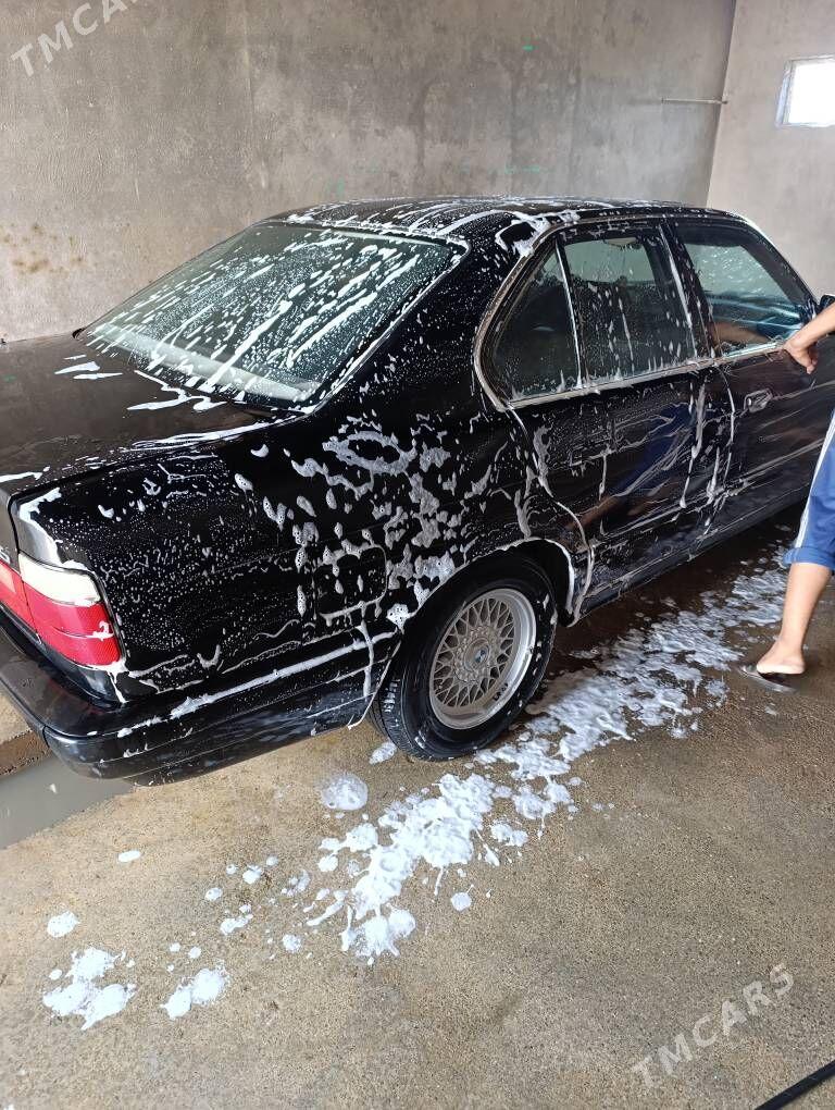 BMW 520 1989 - 55 000 TMT - Болдумсаз - img 2