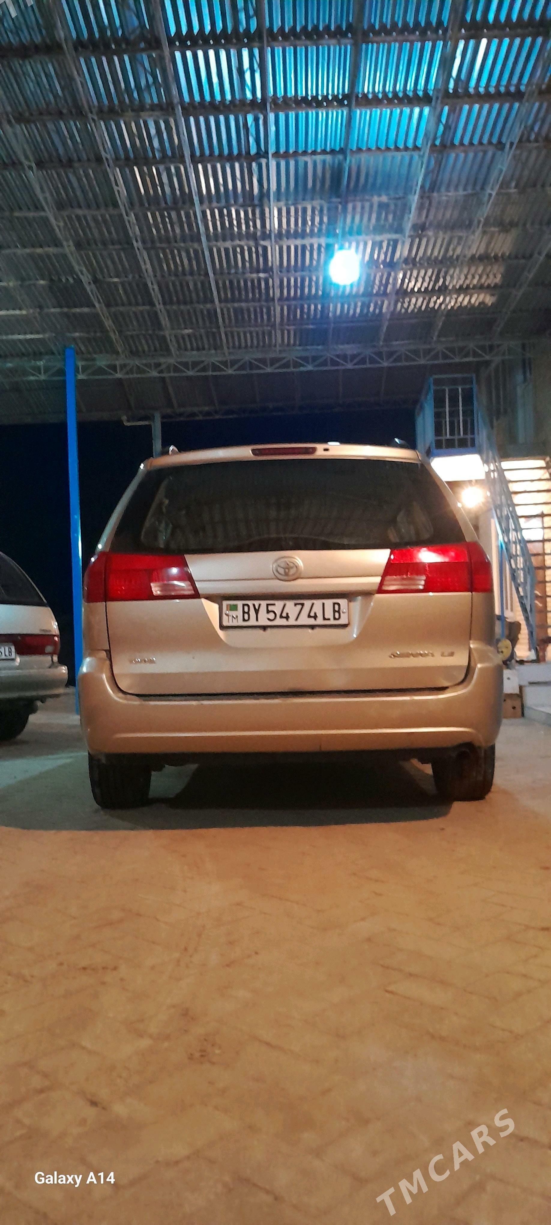 Toyota Sienna 2005 - 230 000 TMT - Халач - img 2