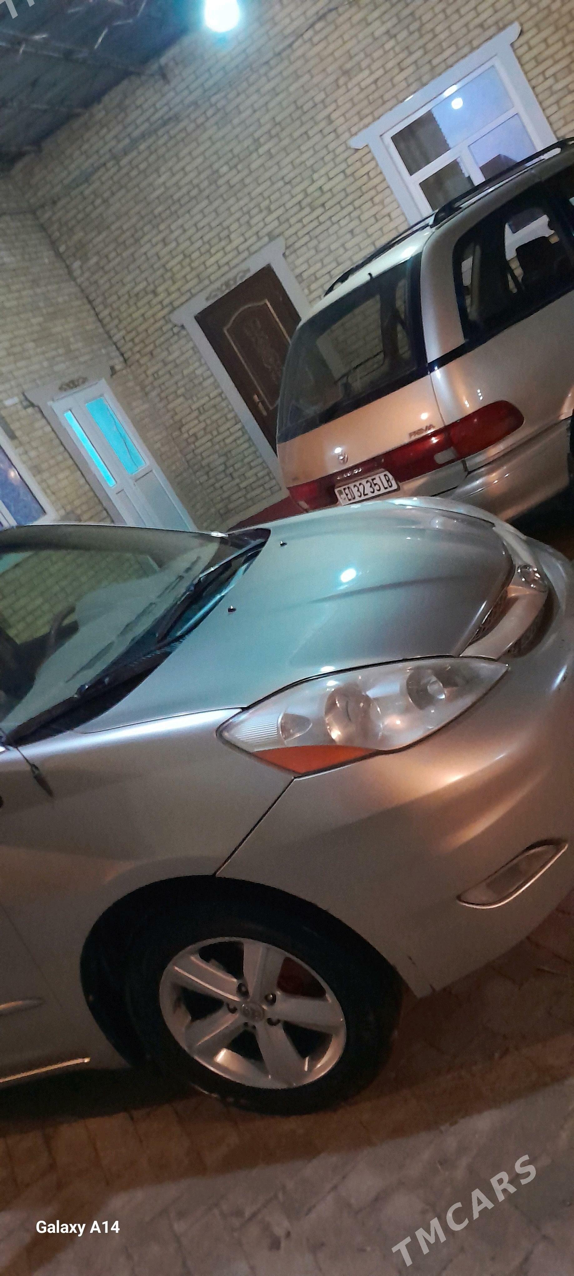 Toyota Sienna 2005 - 230 000 TMT - Халач - img 4