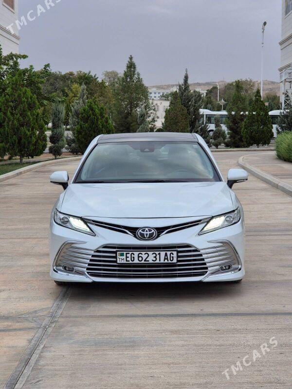 Toyota Camry 2023 - 495 000 TMT - Ашхабад - img 4