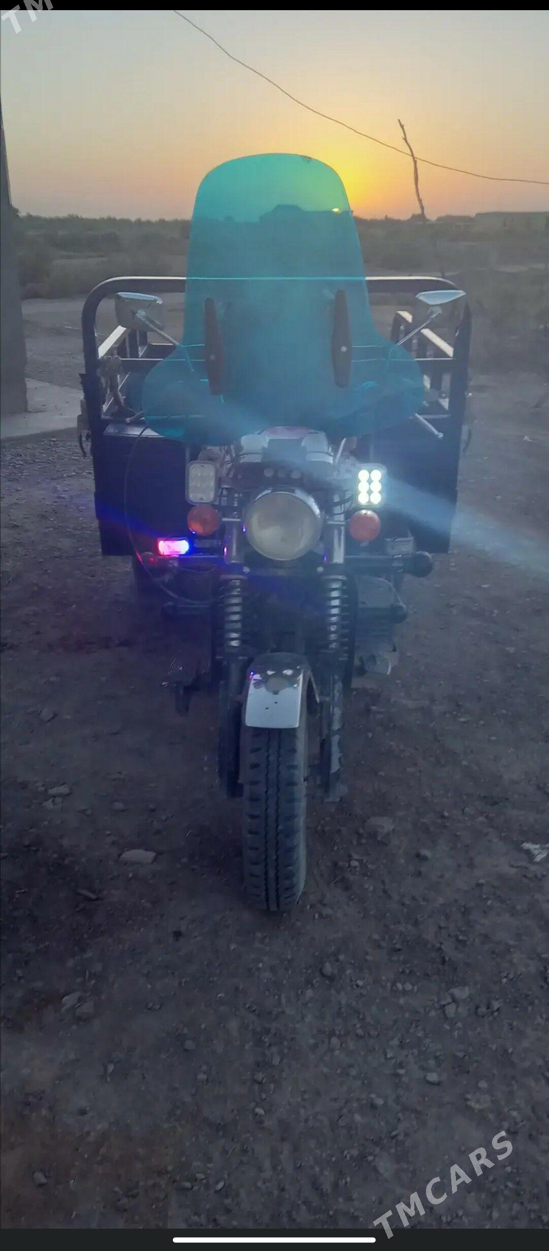 Fekon FK200-14G 2015 - 15 600 TMT - Tejen - img 3