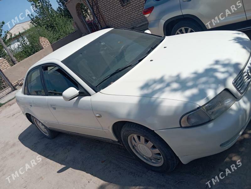 Audi A4 1999 - 40 000 TMT - Дашогуз - img 2