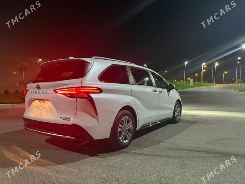 Toyota Sienna 2024 - 840 000 TMT - Ашхабад - img 3