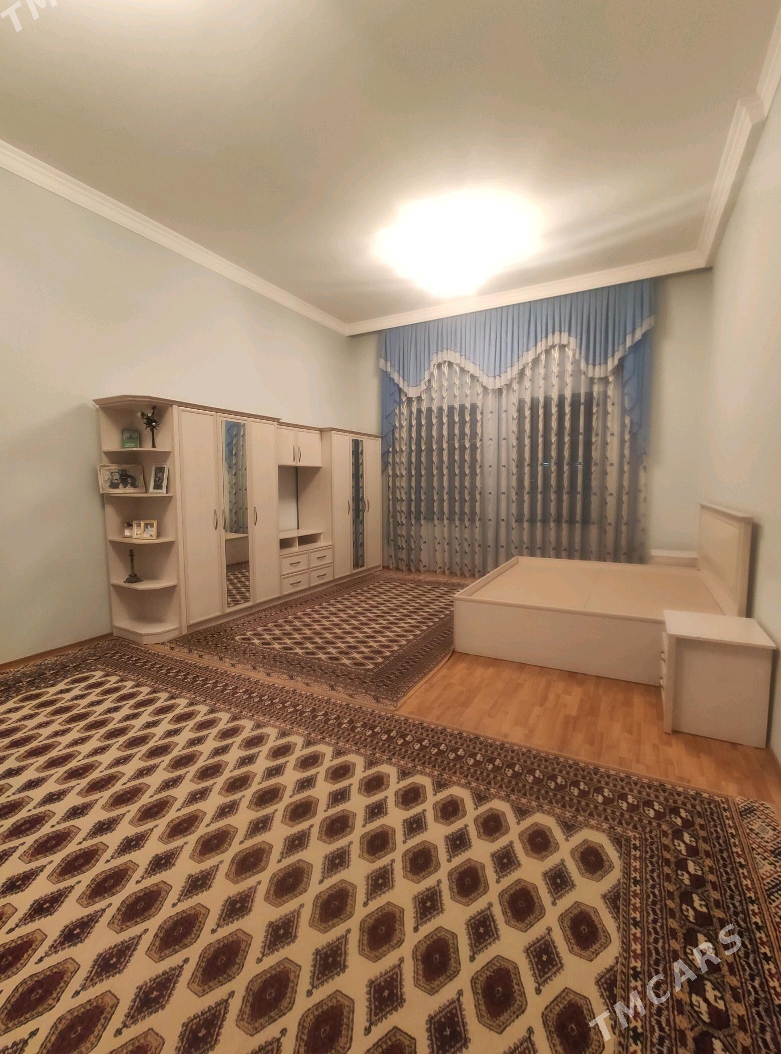 4 ком Подвойского 220м2 - Aşgabat - img 5