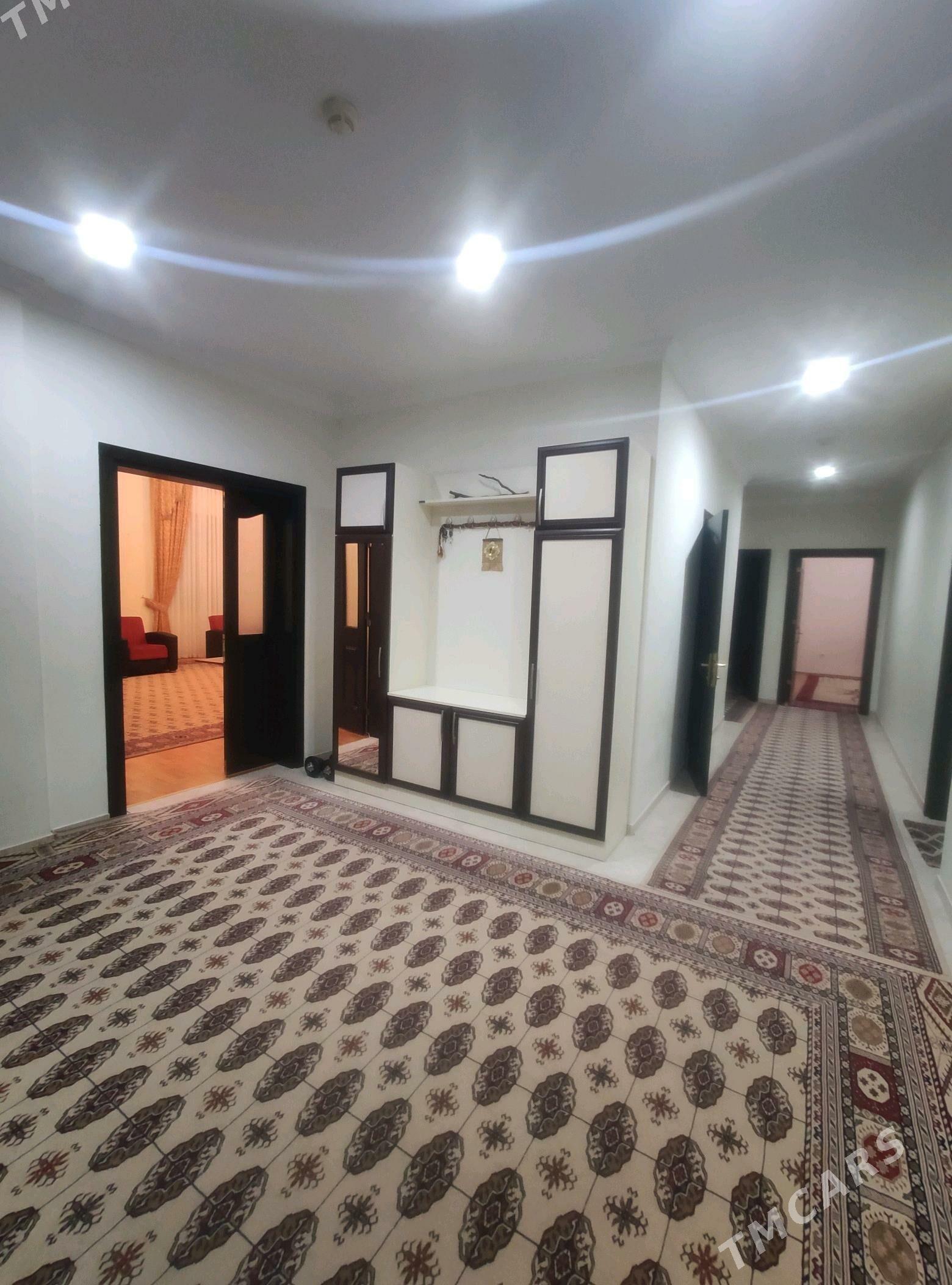 4 ком Подвойского 220м2 - Aşgabat - img 4