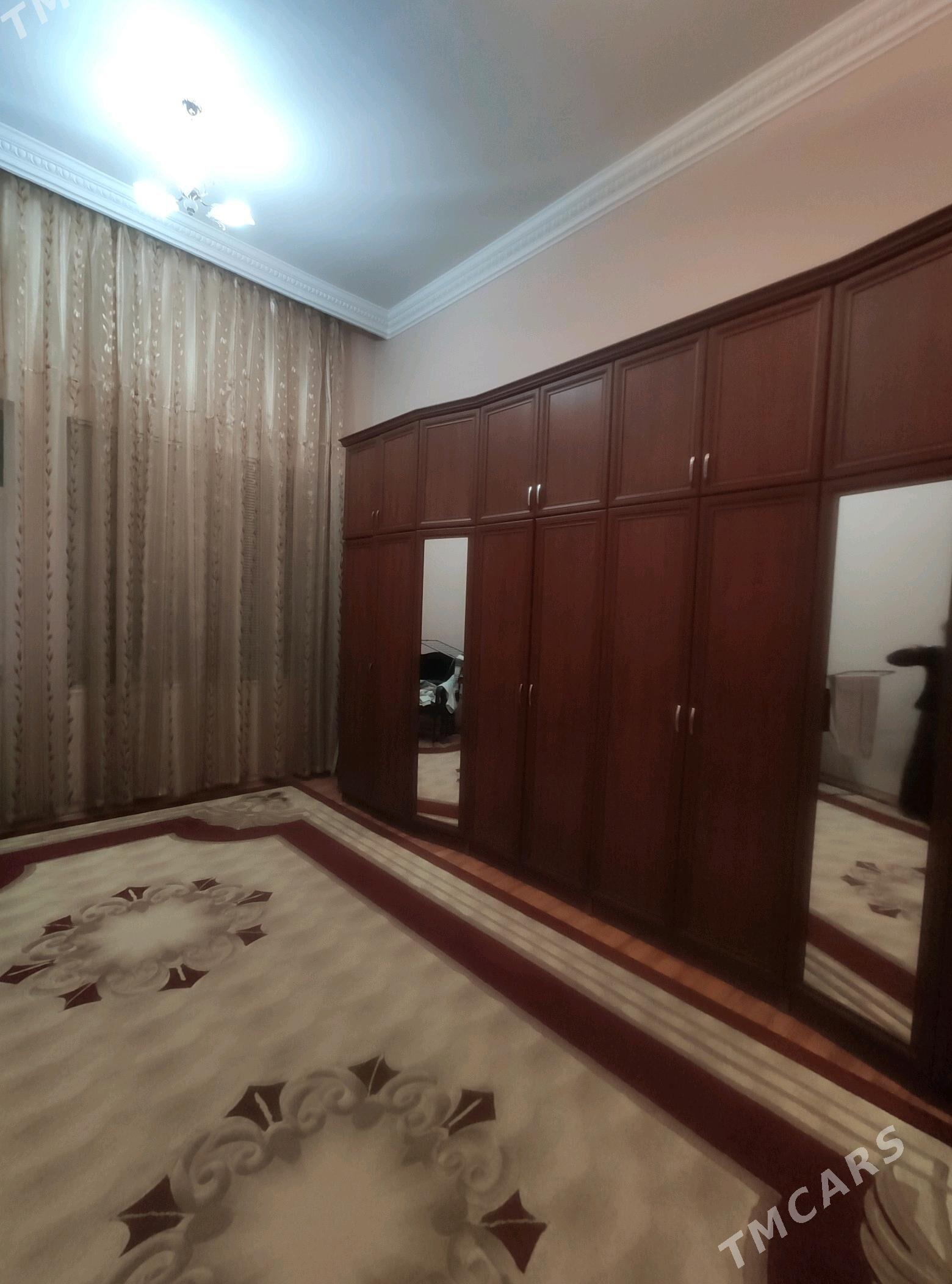 4 ком Подвойского 220м2 - Aşgabat - img 6