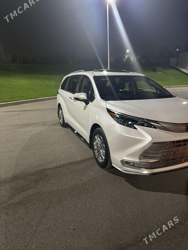 Toyota Sienna 2024 - 840 000 TMT - Ашхабад - img 8