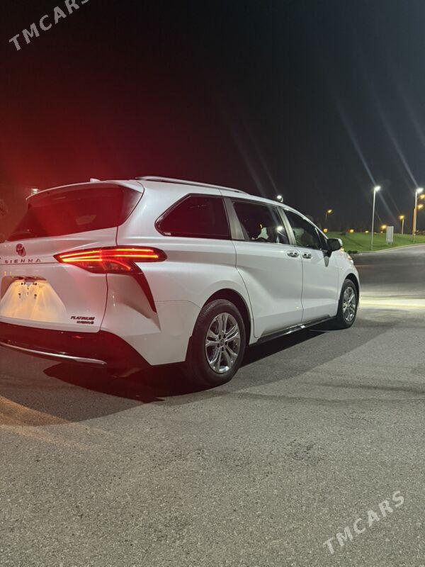 Toyota Sienna 2024 - 840 000 TMT - Ашхабад - img 10