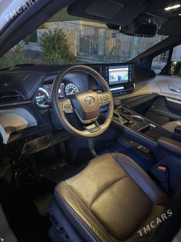 Toyota Sienna 2024 - 840 000 TMT - Ашхабад - img 9