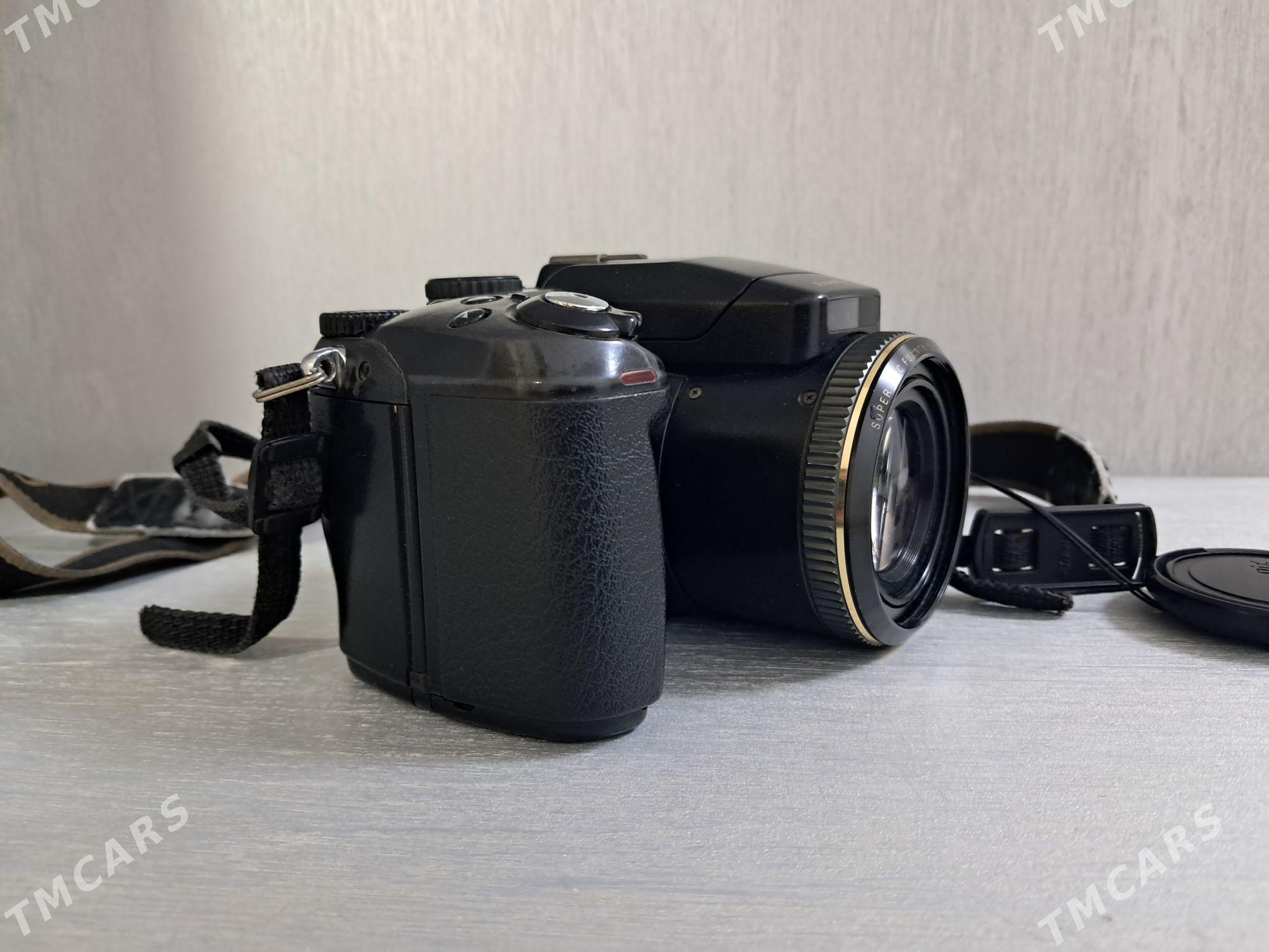 Foto aparat Fujifilm - Мир 8 - img 1