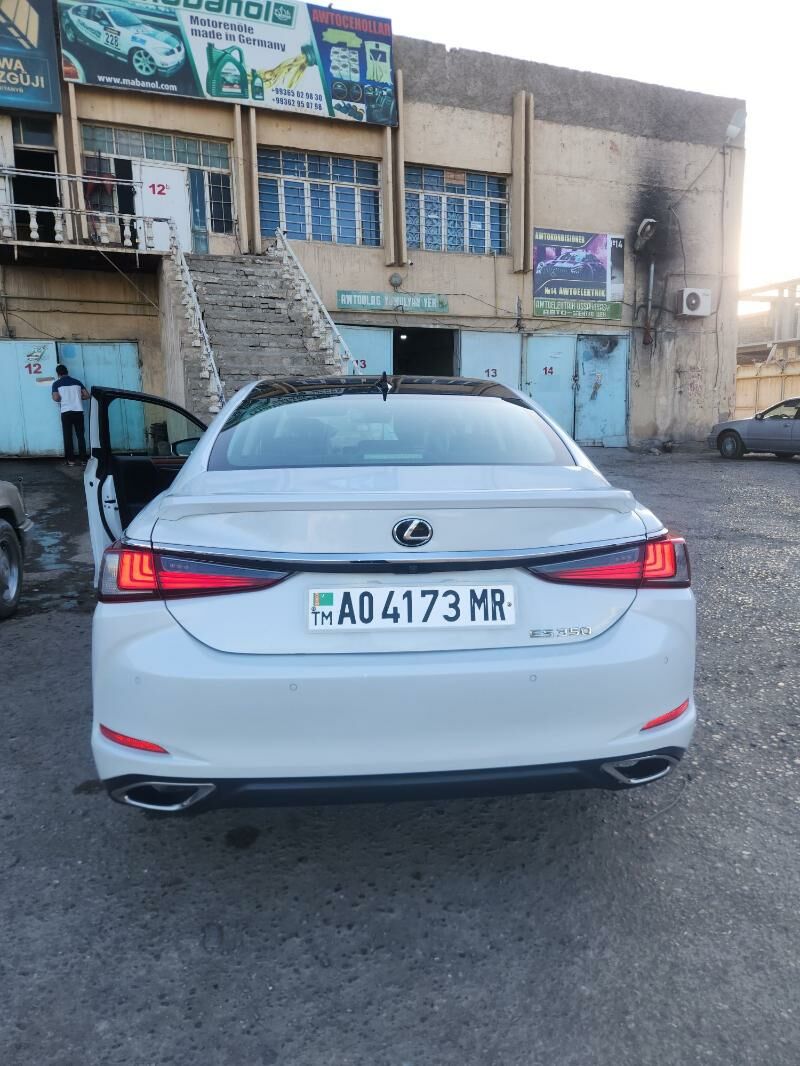 Lexus ES 350 2019 - 520 000 TMT - Мары - img 9