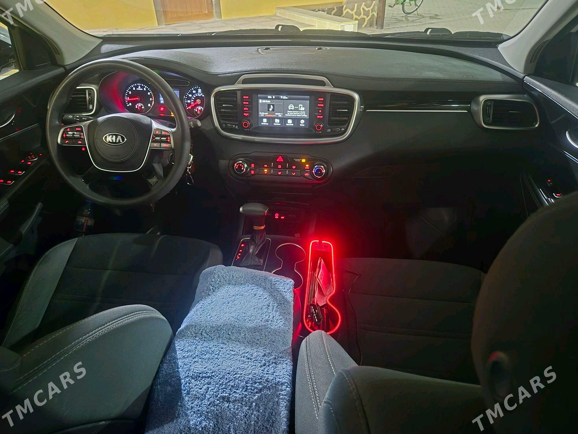 Kia Sorento 2020 - 270 000 TMT - Туркменгала - img 3
