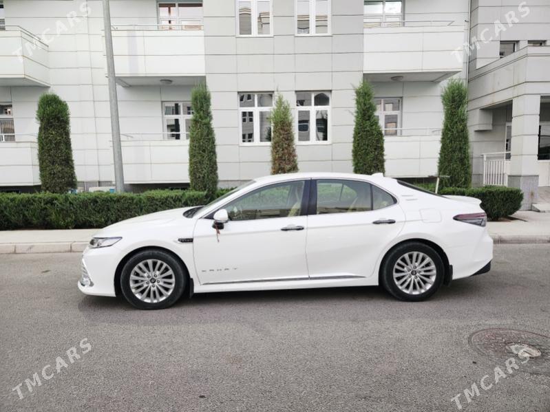 Toyota Camry 2022 - 270 000 TMT - Мары - img 2