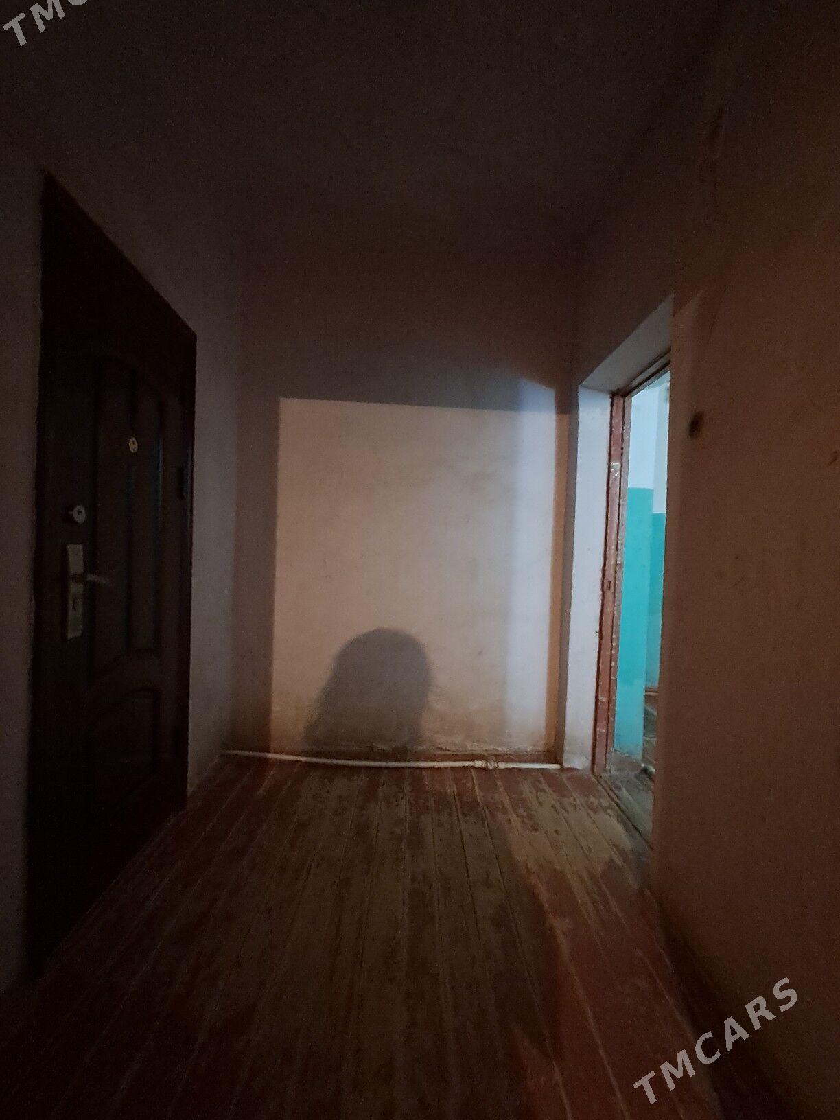 Dwores himik mikraýon - Türkmenabat - img 1