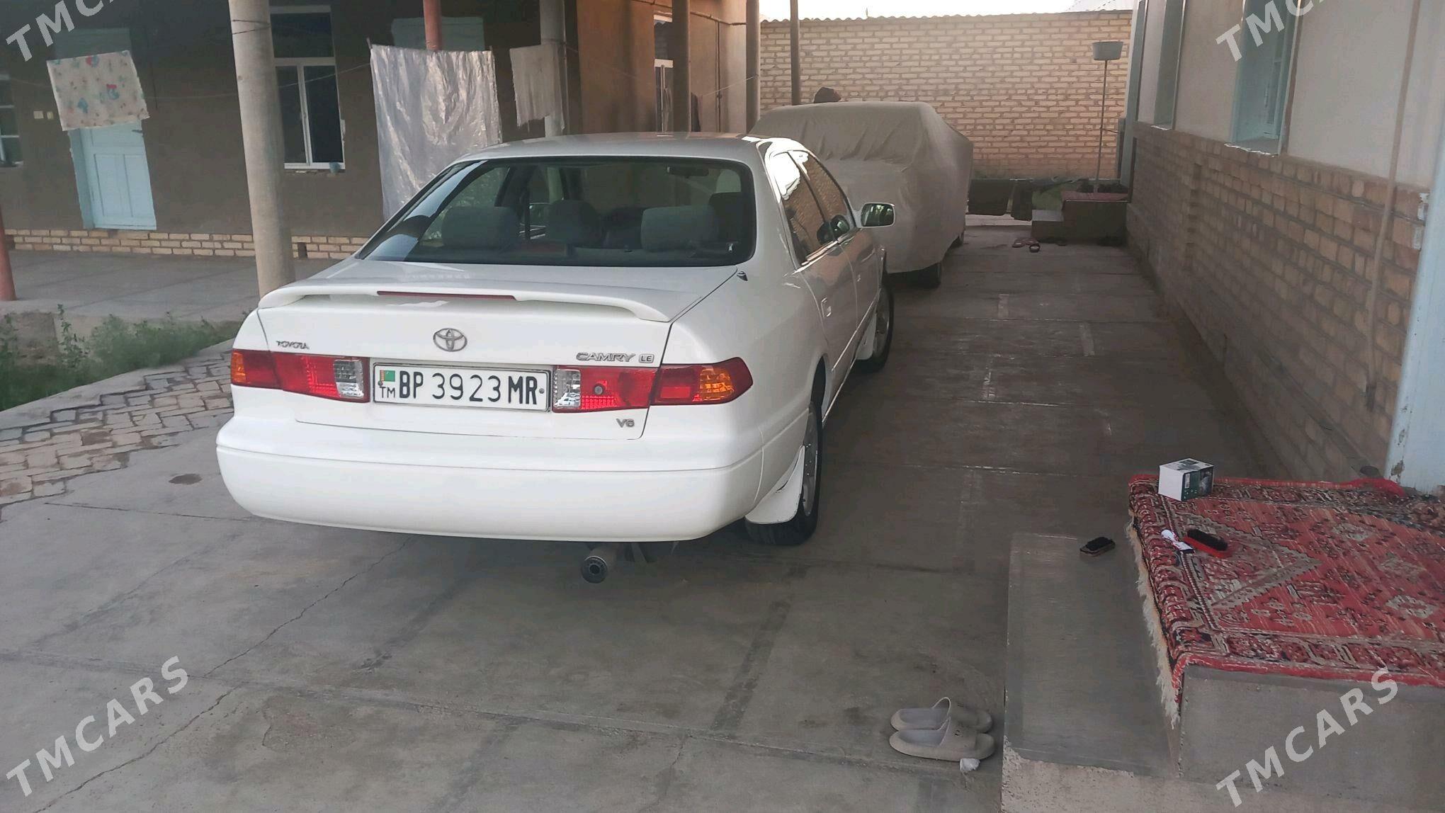 Toyota Camry 2001 - 160 000 TMT - Туркменгала - img 1