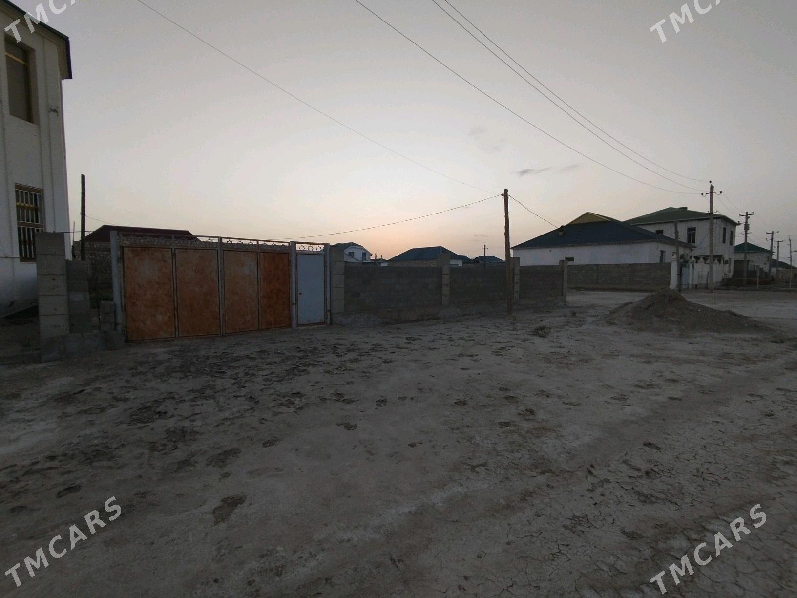 jay kirsenli obada - Jebel - img 2