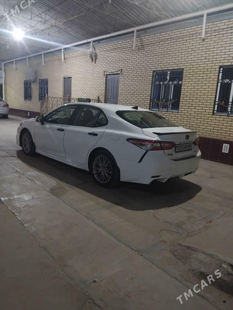 Toyota Camry 2020 - 320 000 TMT - Мары - img 5