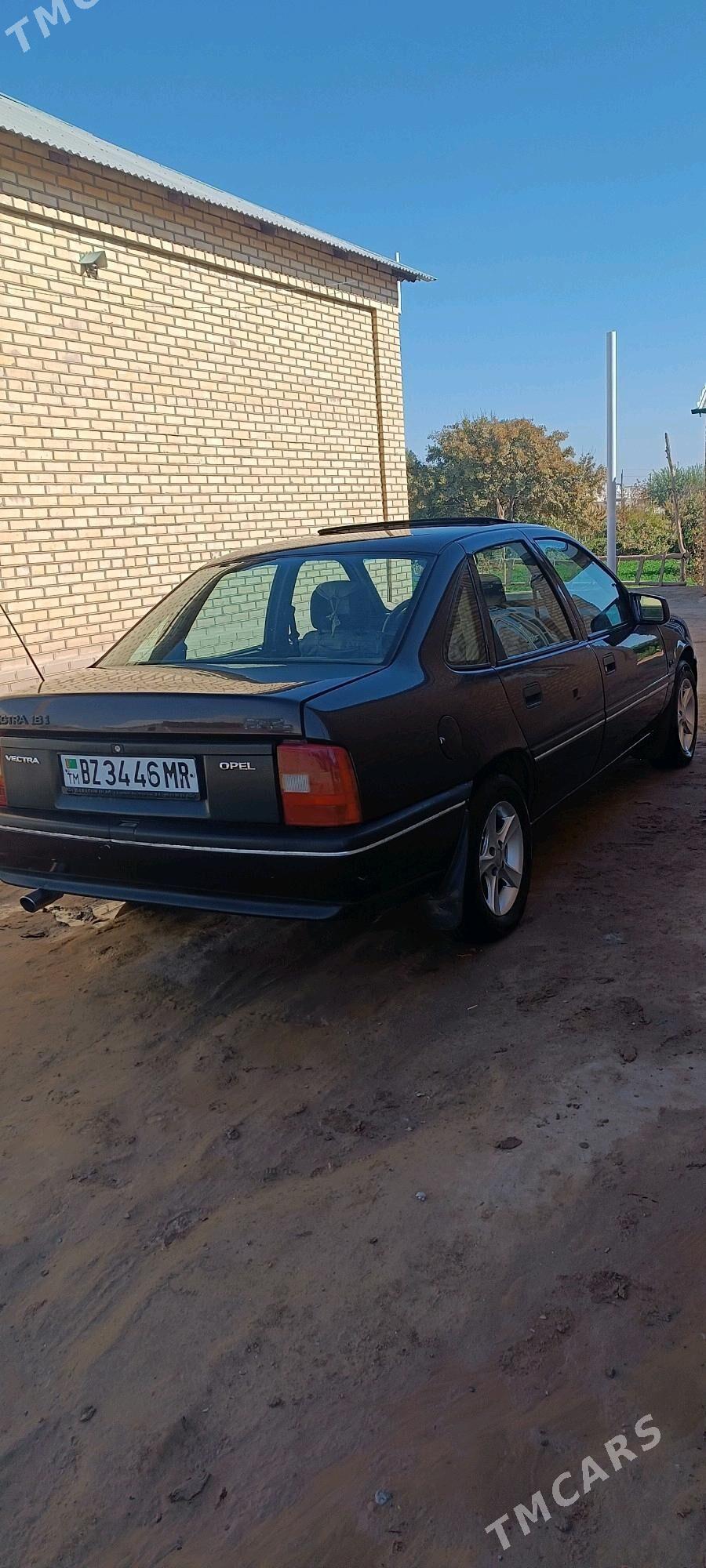 Opel Vectra 1991 - 35 000 TMT - Сакарчага - img 7
