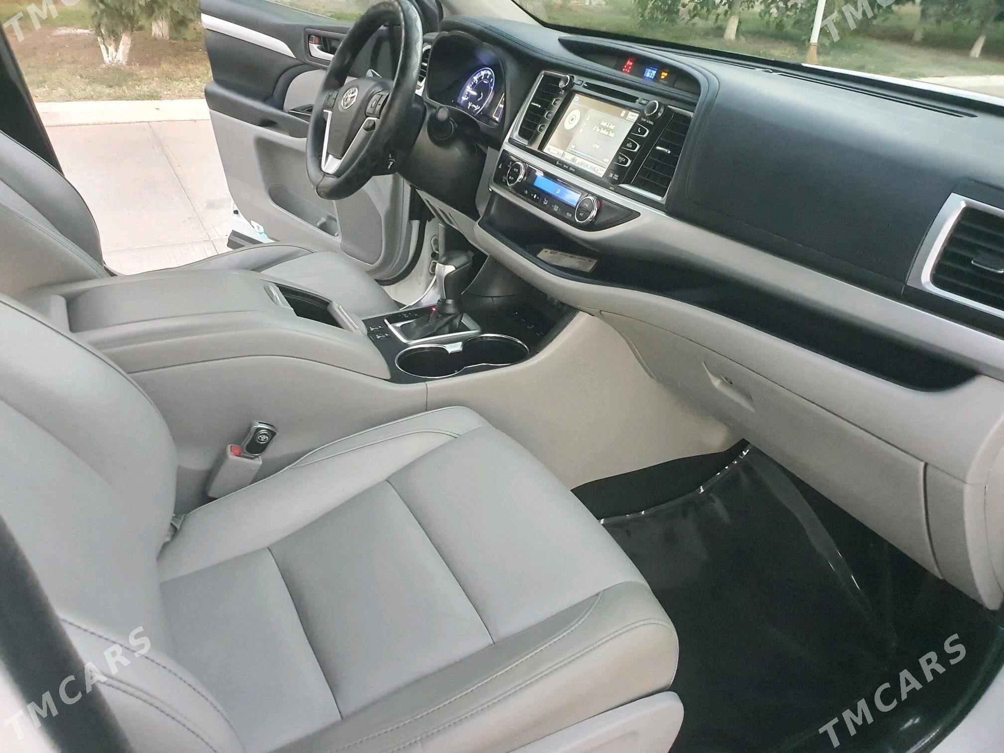 Toyota Highlander 2018 - 500 000 TMT - Mary - img 5