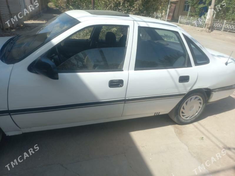 Opel Vectra 1990 - 25 000 TMT - Саят - img 4