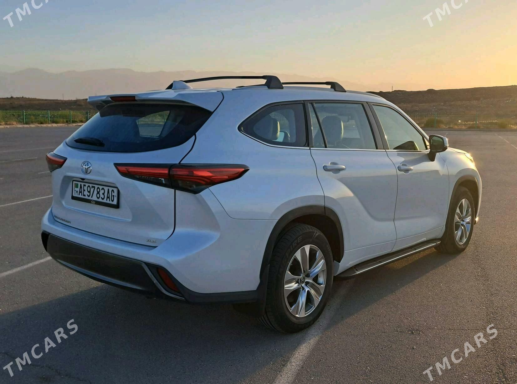 Toyota Highlander 2022 - 597 000 TMT - Aşgabat - img 8