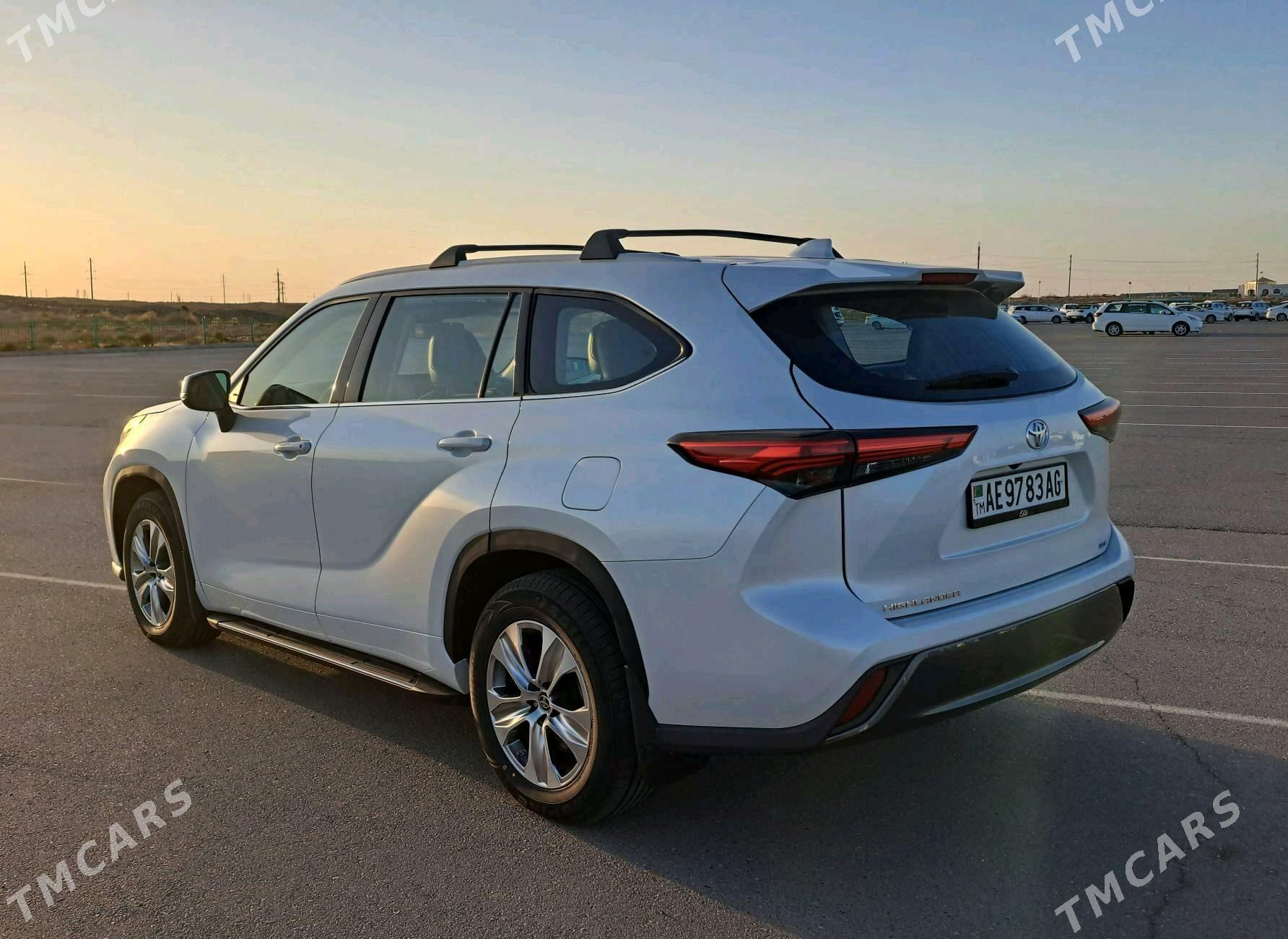 Toyota Highlander 2022 - 597 000 TMT - Aşgabat - img 9