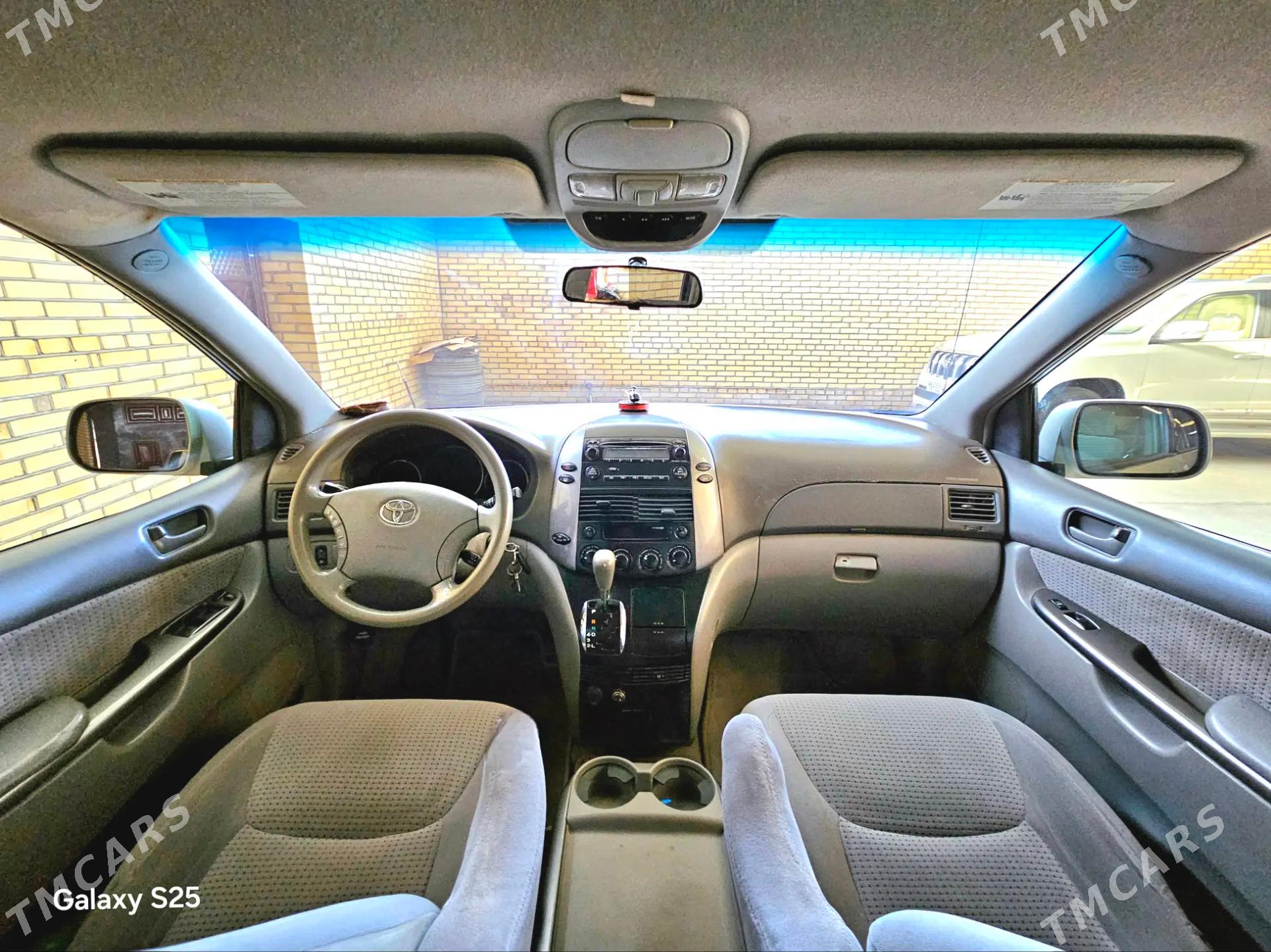 Toyota Sienna 2006 - 265 000 TMT - Ходжамбаз - img 7