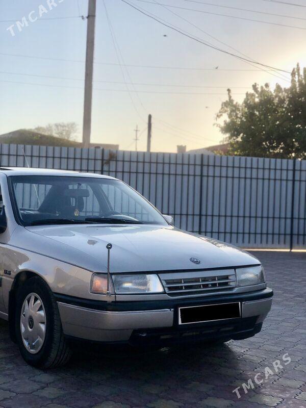 Opel Vectra 1992 - 42 000 TMT - Мары - img 5