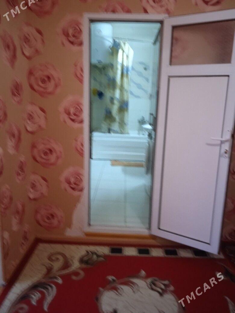 квартира 3х комнатная 72 м2 - Бузмеин ГРЭС - img 1