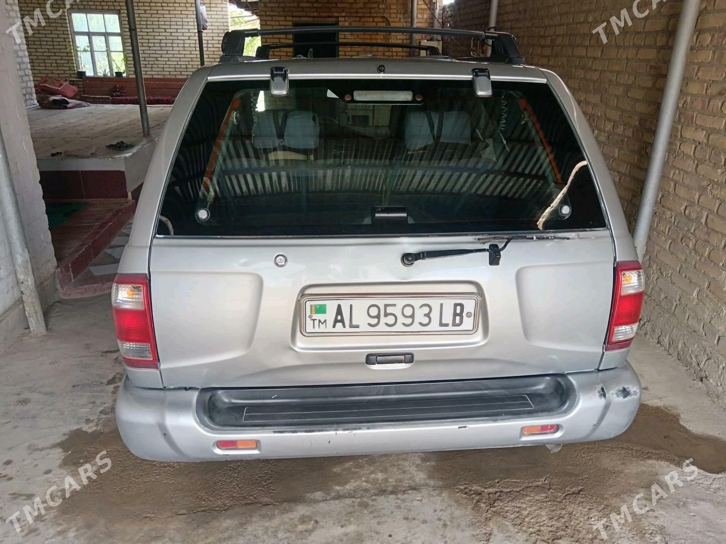 Nissan Pathfinder 2000 - 135 000 TMT - Darganata - img 3