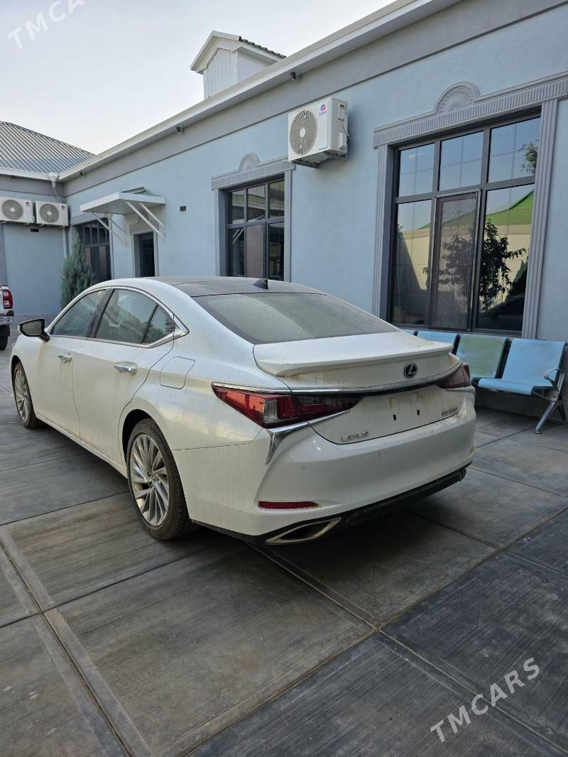 Lexus ES 350 2025 - 1 300 000 TMT - Arzuw - img 2