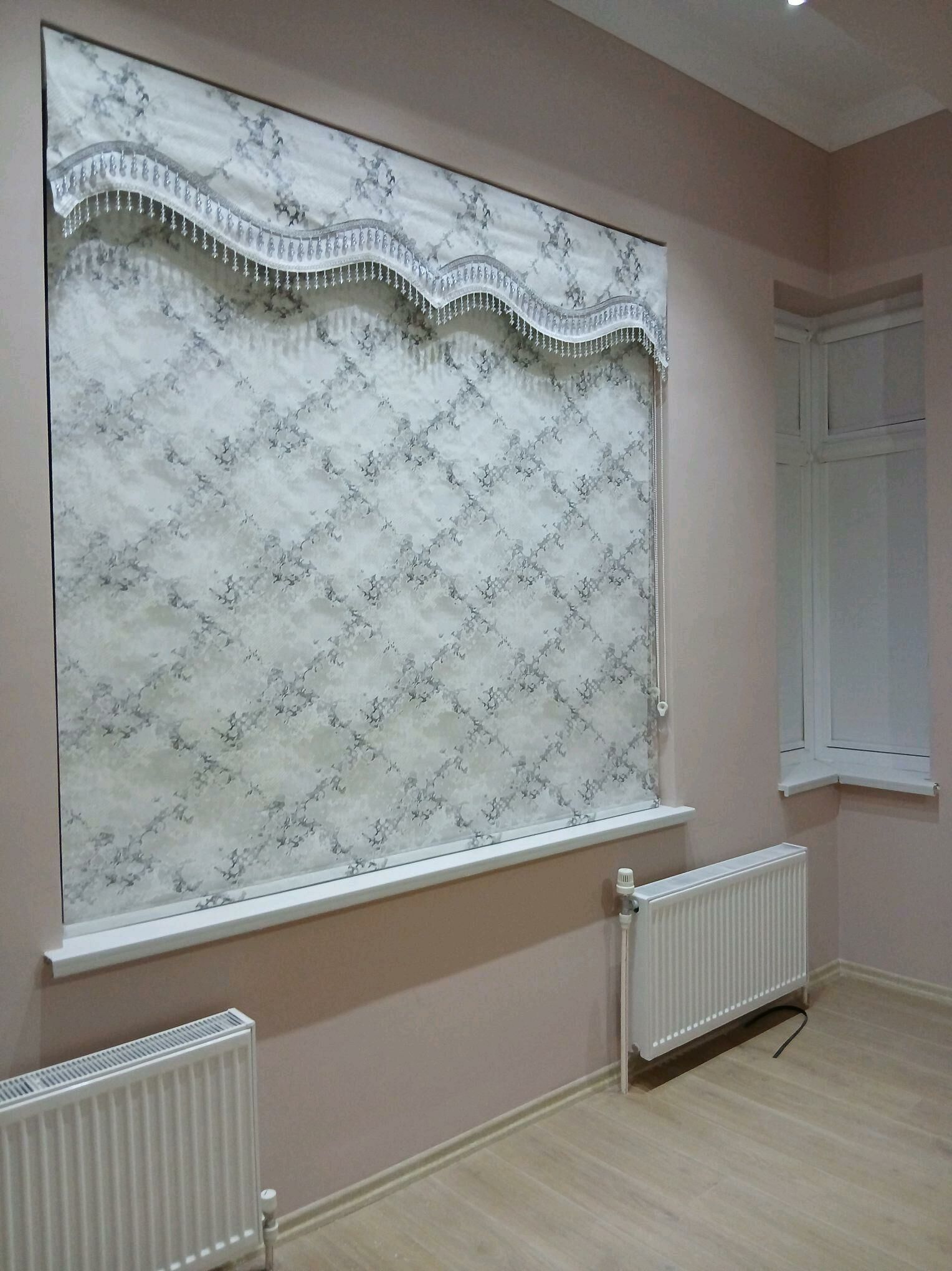 Zalyuzlar ve mini pilise - Аркадаг - img 1