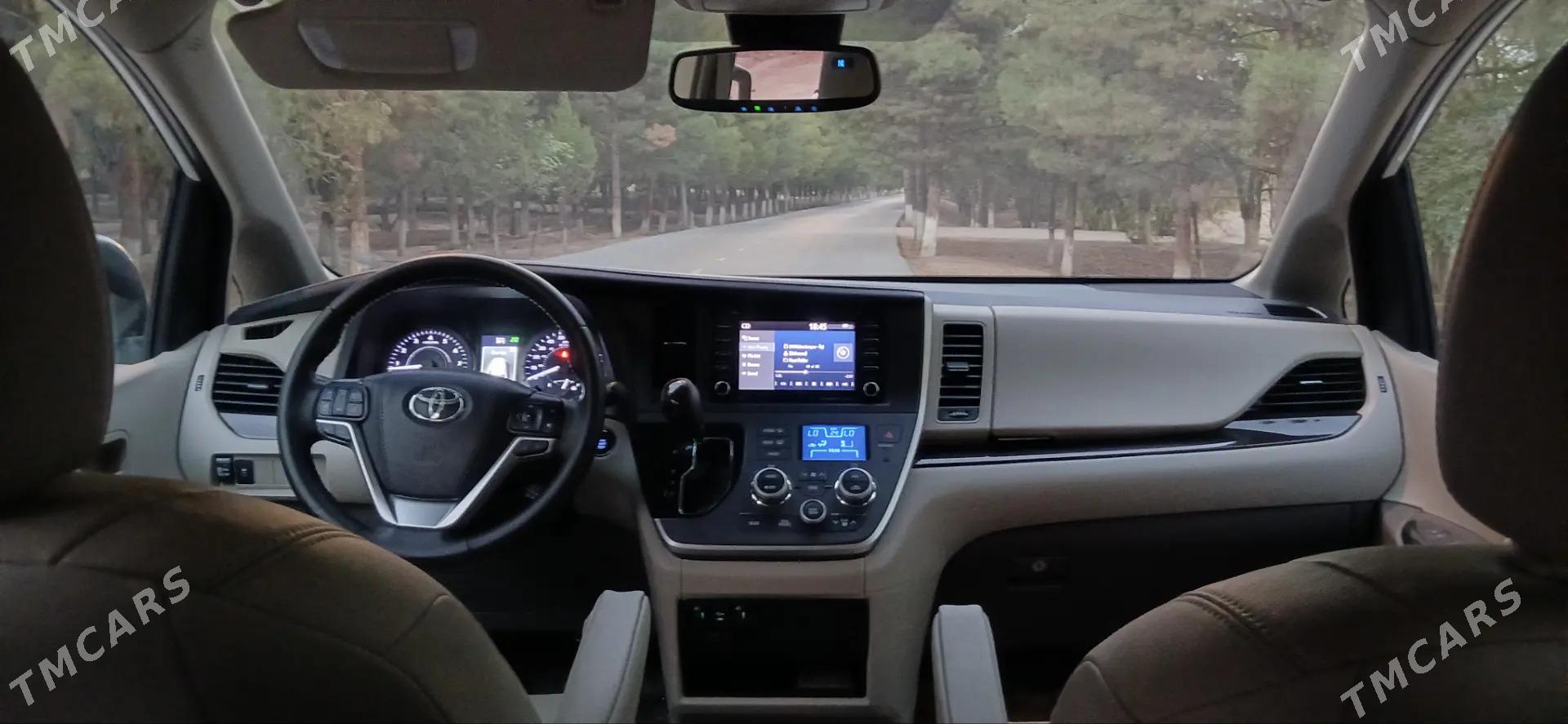 Toyota Sienna 2020 - 570 000 TMT - Гёкдже - img 6