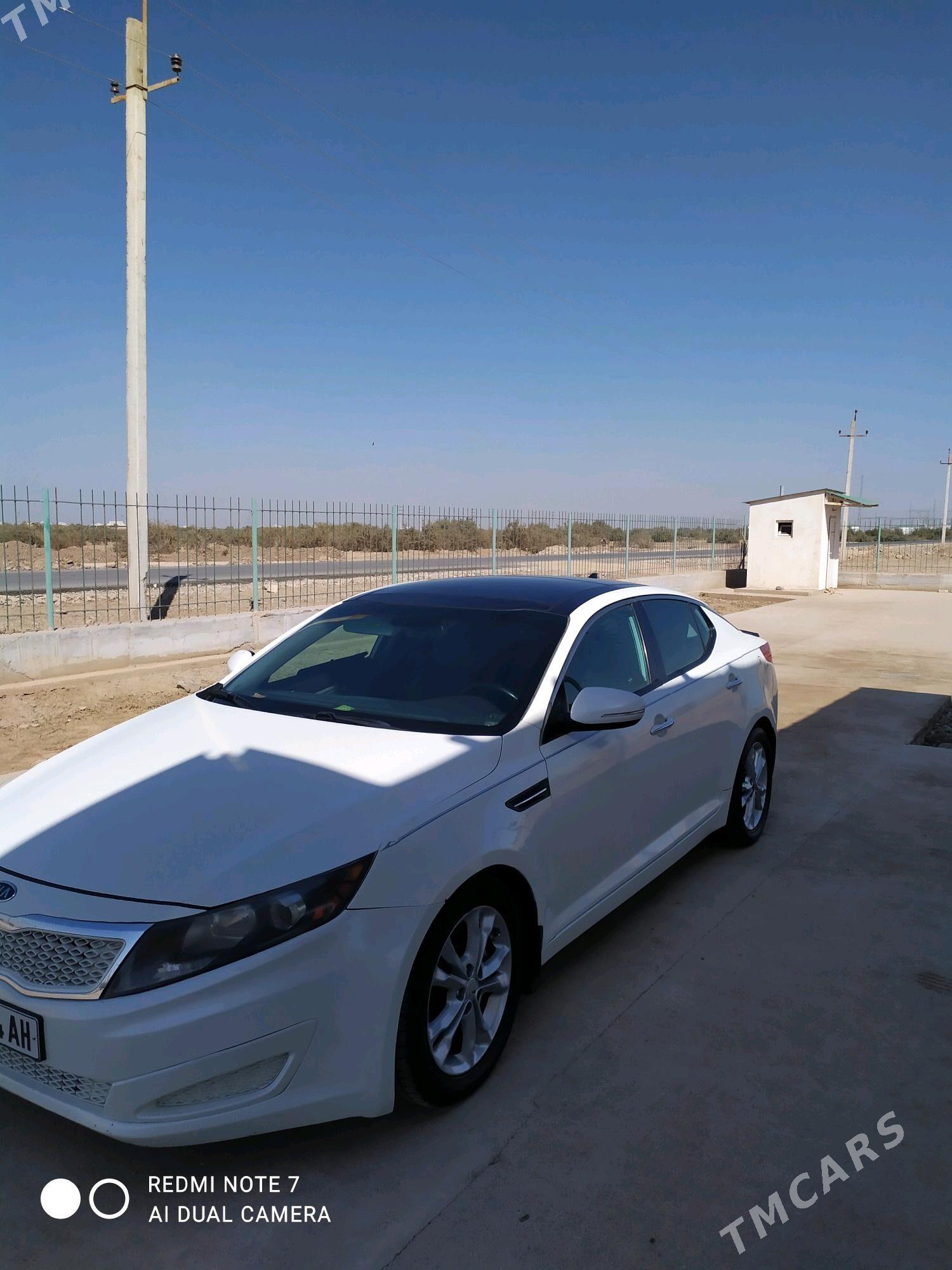 Kia Optima 2011 - 150 000 TMT - Теджен - img 9