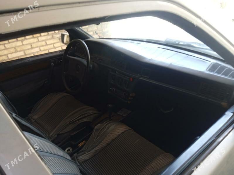 Mercedes-Benz 190E 1991 - 26 000 TMT - Туркменабат - img 2