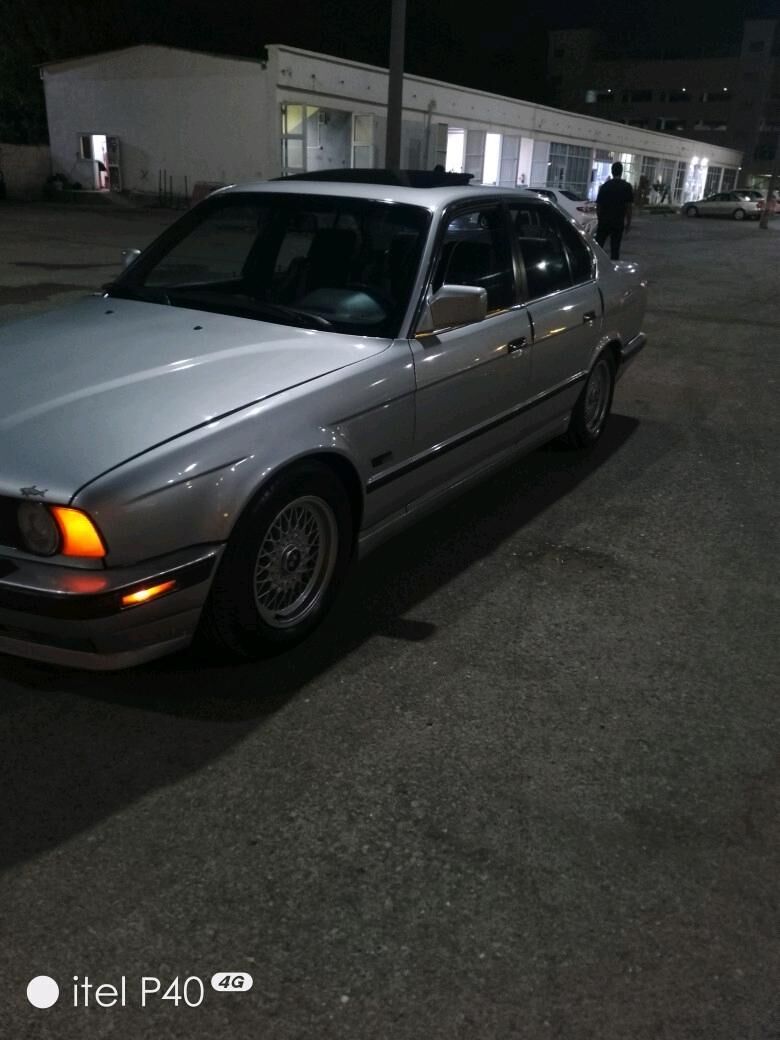 BMW 525 1990 - 75 000 TMT - Hitrowka - img 4