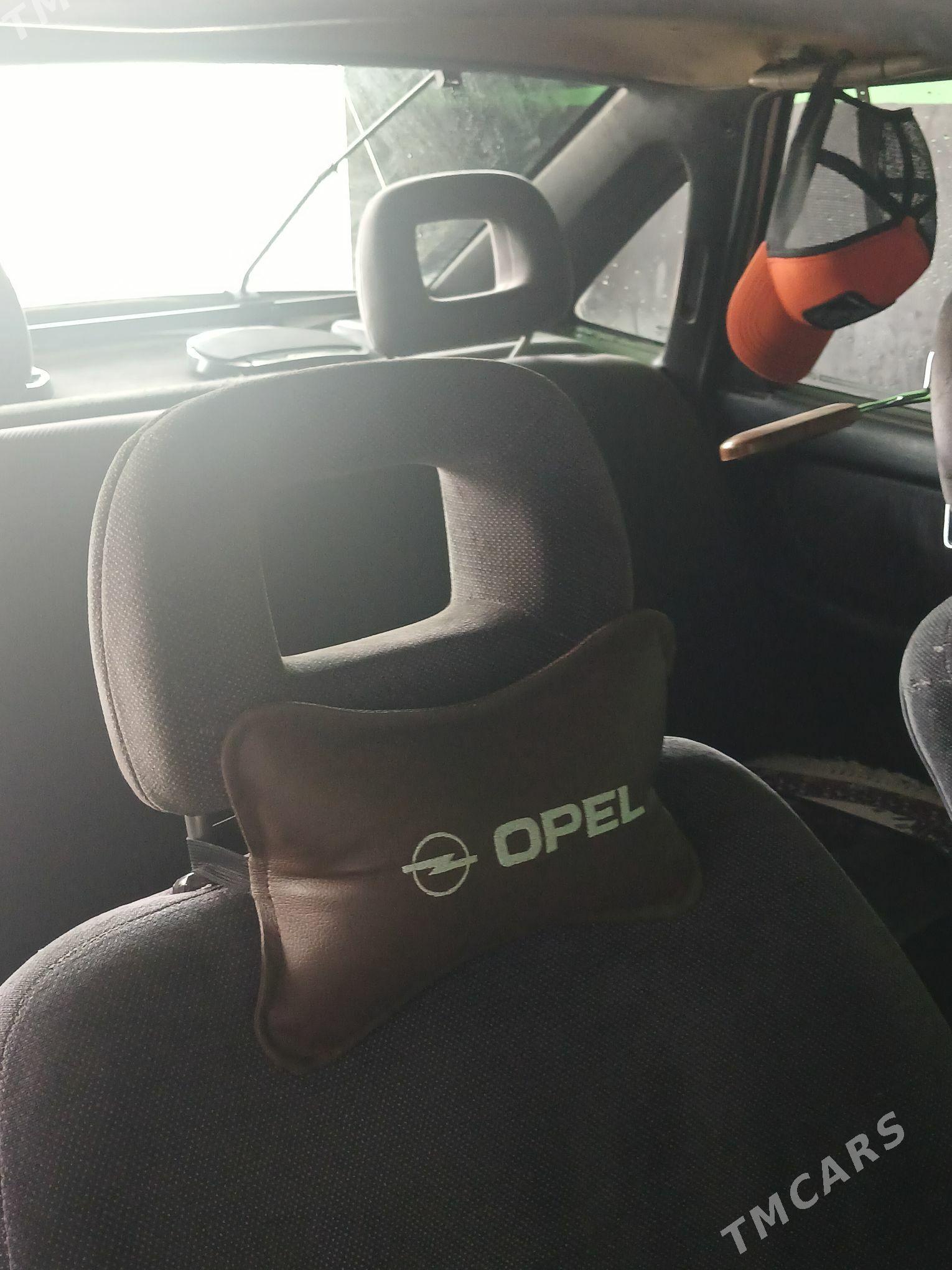 Opel Vectra 1990 - 36 000 TMT - Мары - img 7