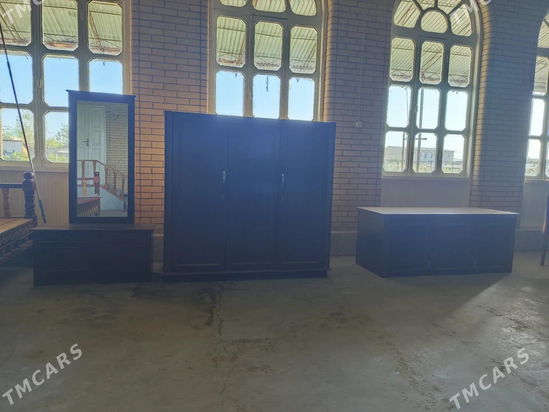 сатлык шкаф - Чарджоу - img 1