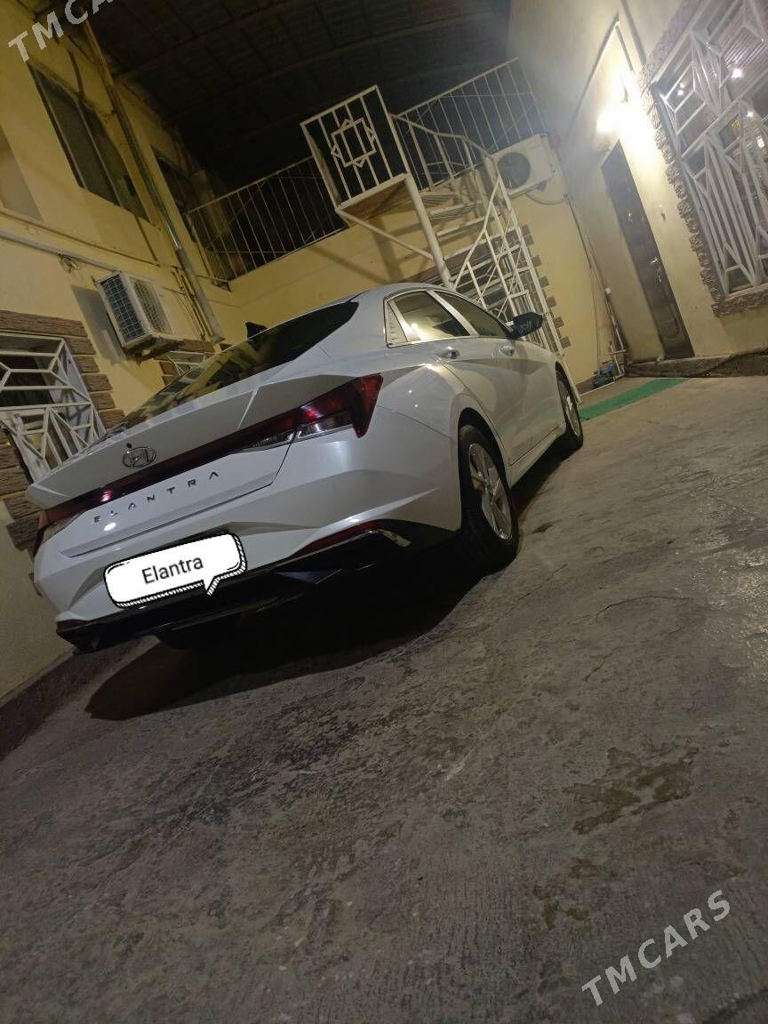 Hyundai Elantra 2021 - 265 000 TMT - Ашхабад - img 4