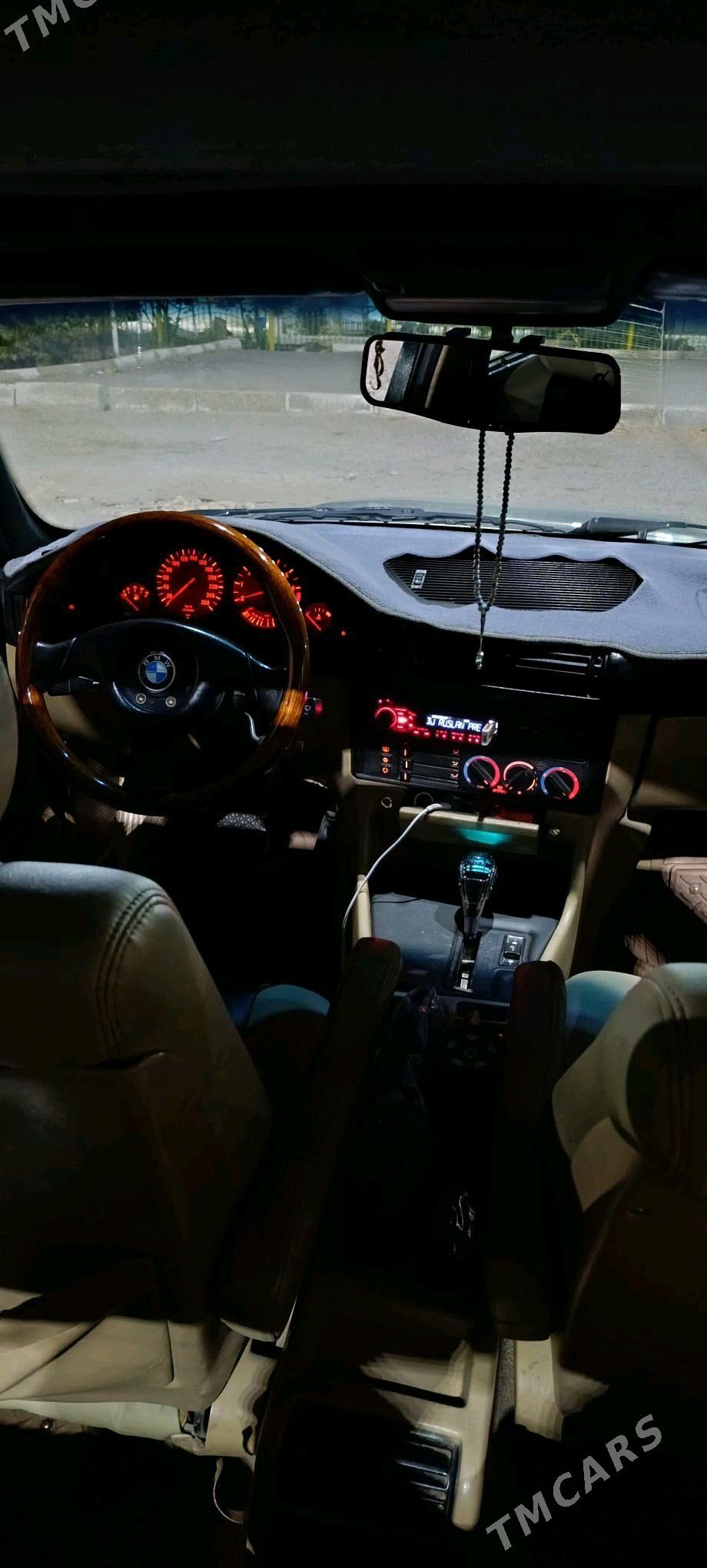 BMW 525 1990 - 70 000 TMT - Türkmenabat - img 9